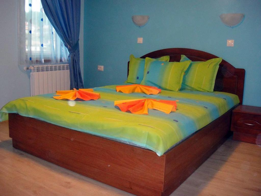 Guest House H Dzhogolanov Копривштица Экстерьер фото