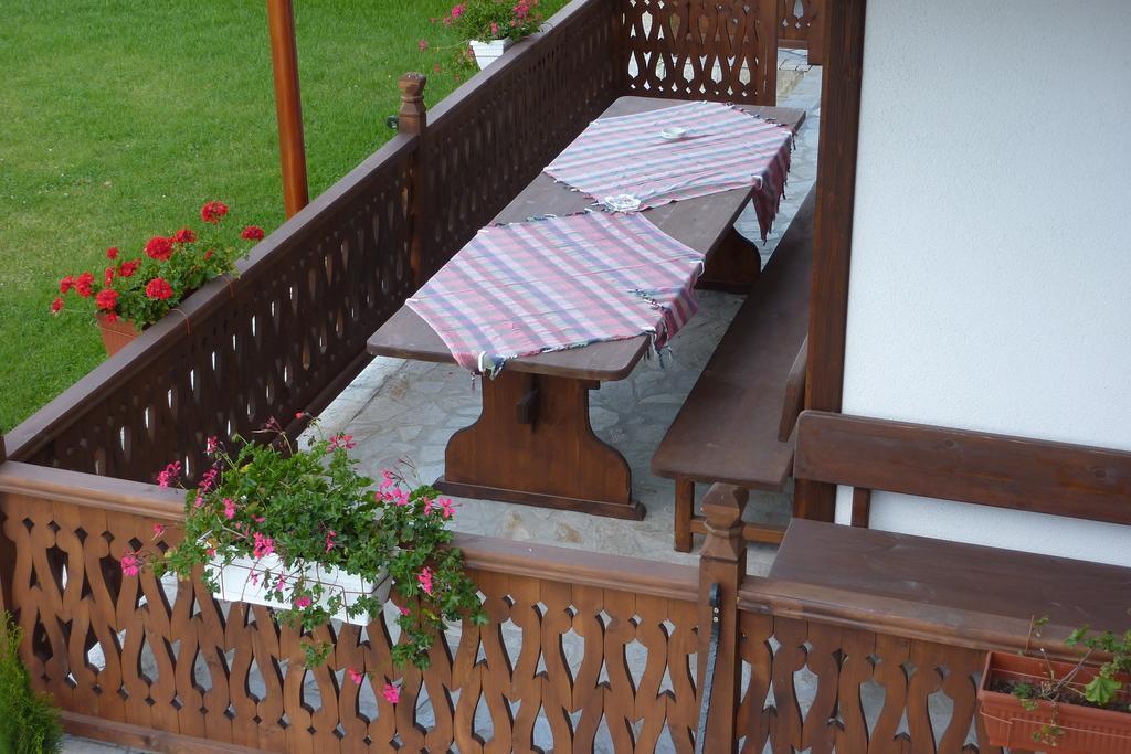 Guest House H Dzhogolanov Копривштица Экстерьер фото
