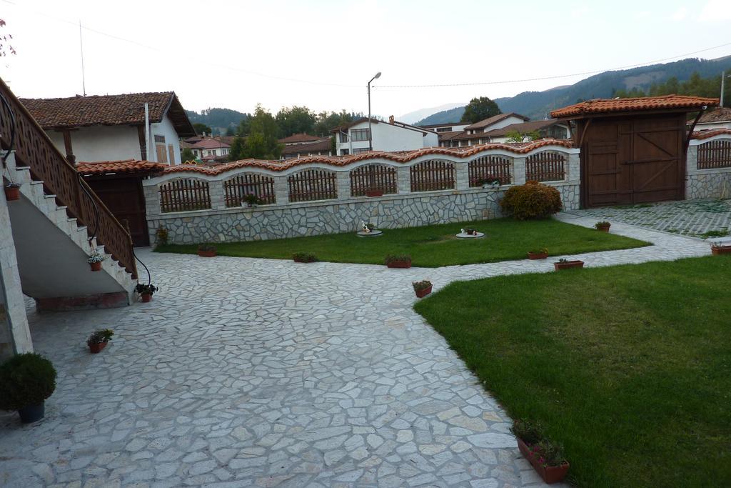 Guest House H Dzhogolanov Копривштица Экстерьер фото